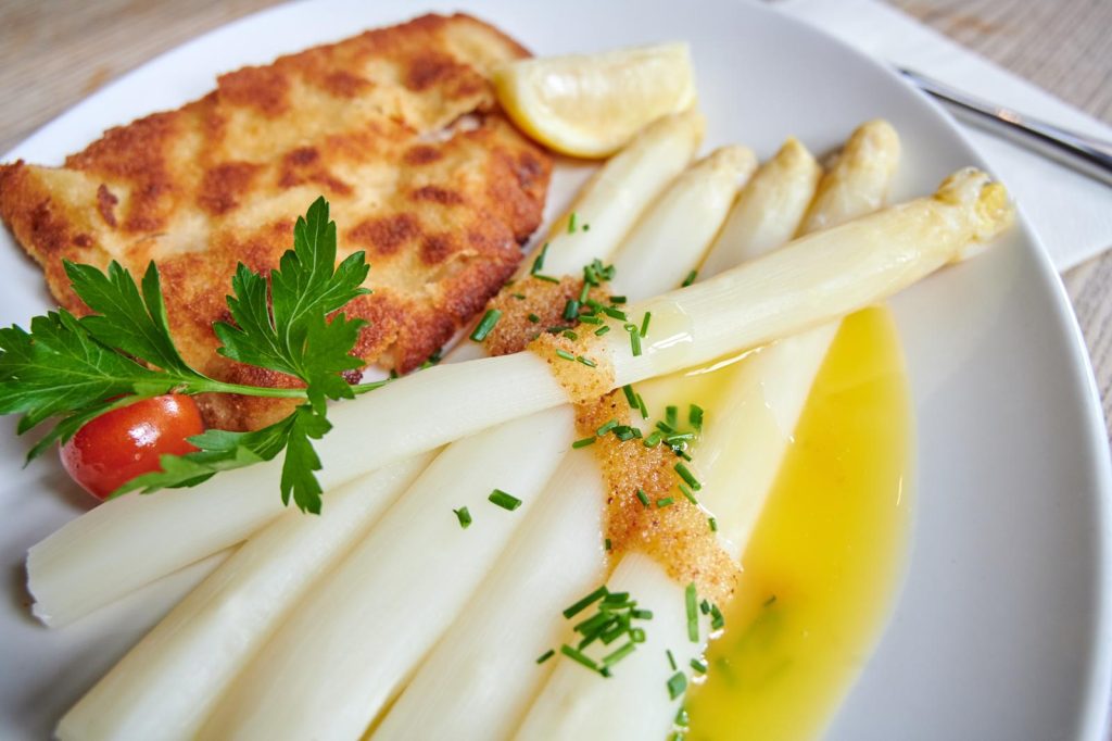 Asparagi bolliti