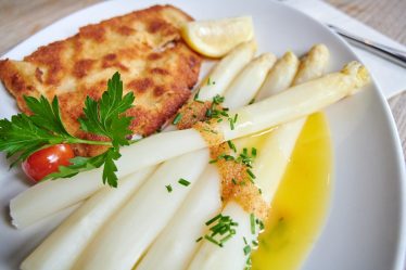 Asparagi bolliti