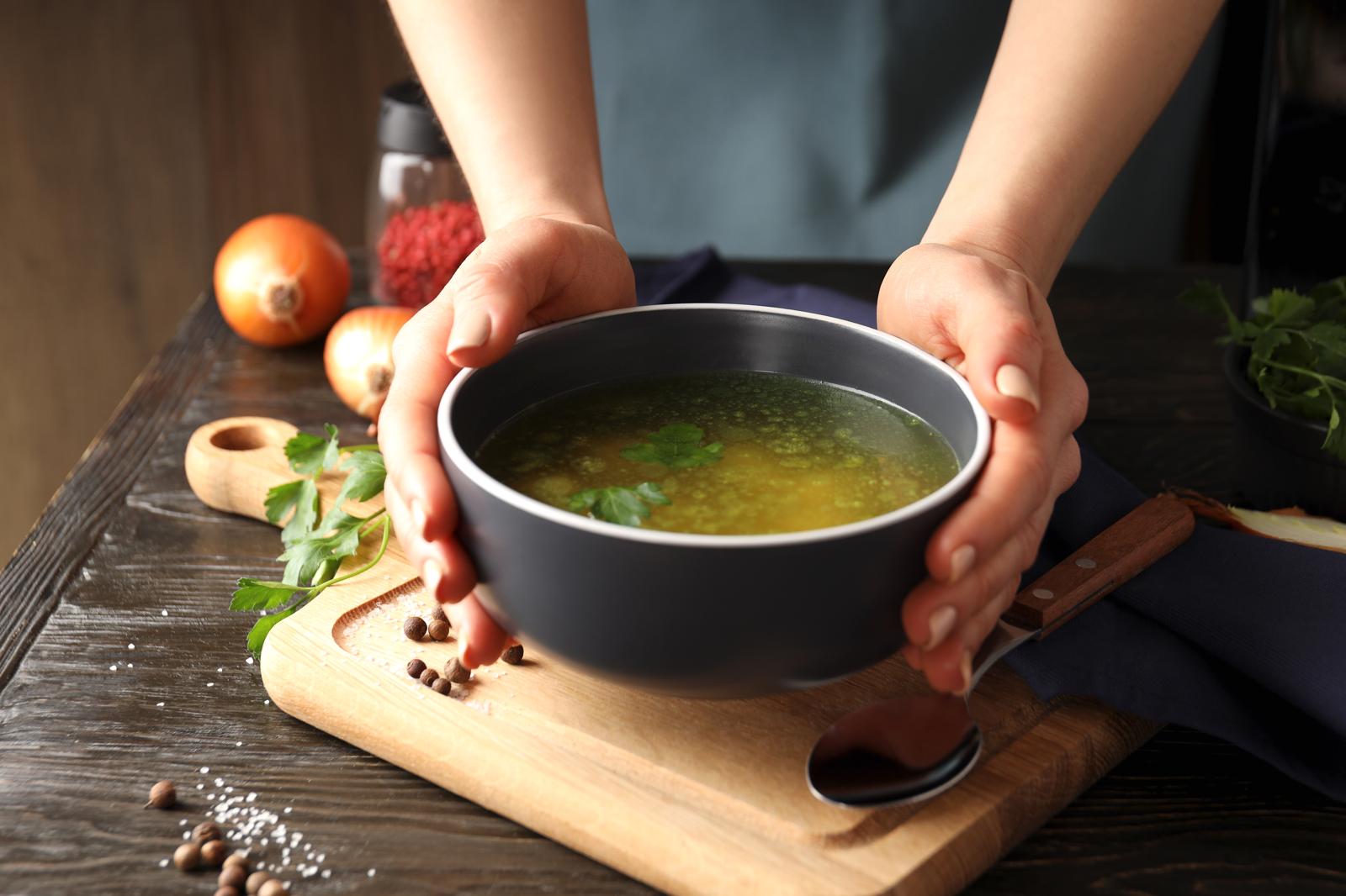 Brodo di cappone