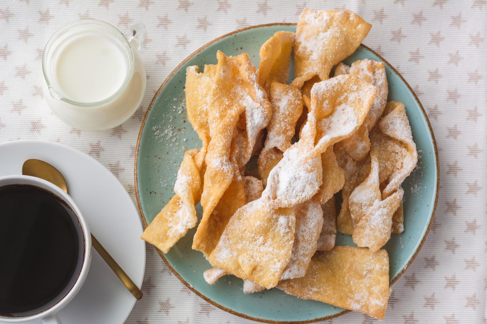 Chiacchiere napoletane