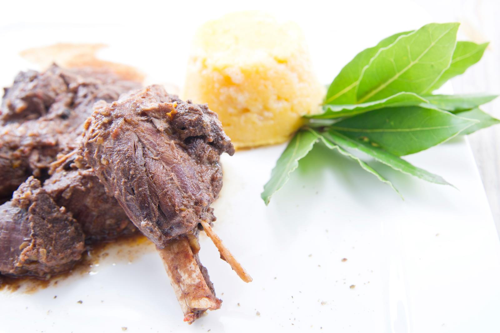 Cinghiale in umido