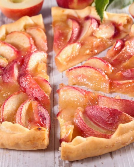 Crostata di pesche
