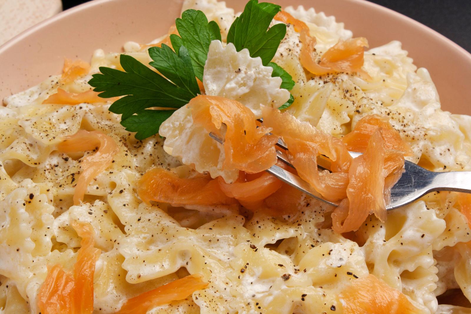 Farfalle al salmone