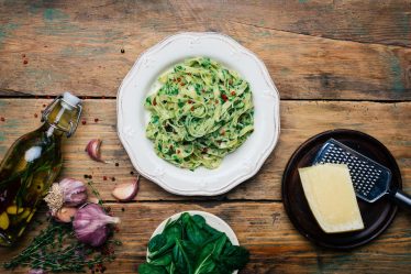 Pasta con spinaci