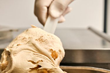 Pasta di nocciole