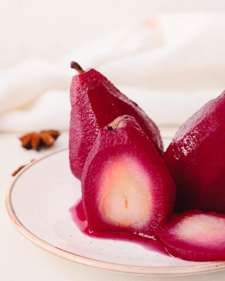 Pere al vino rosso