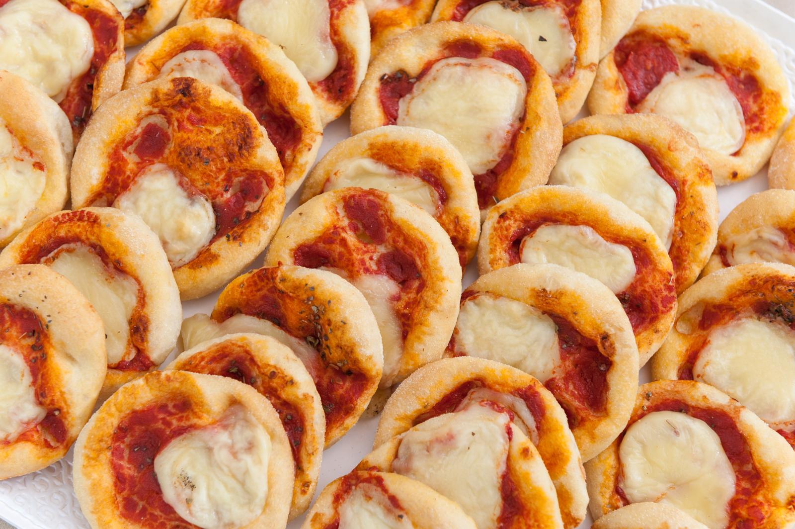 Pizzette di pasta sfoglia